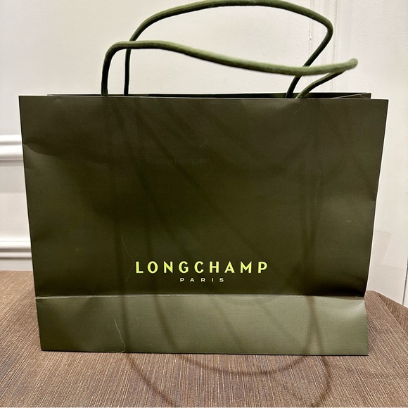 Authentic Longchamp gift box for scarf with matching gift bag and ribbon - Picture 7 of 9